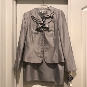 2 piece suit-never worn